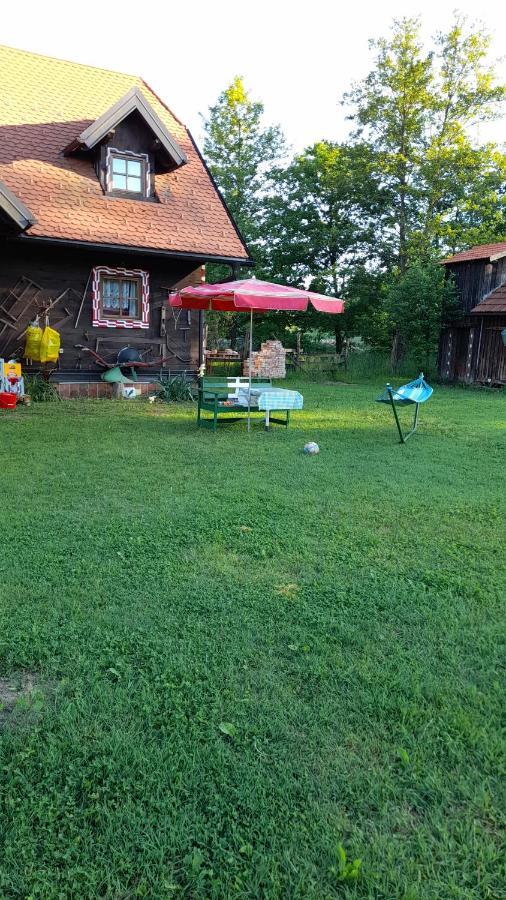Rooms Ma La Karlovac Buitenkant foto